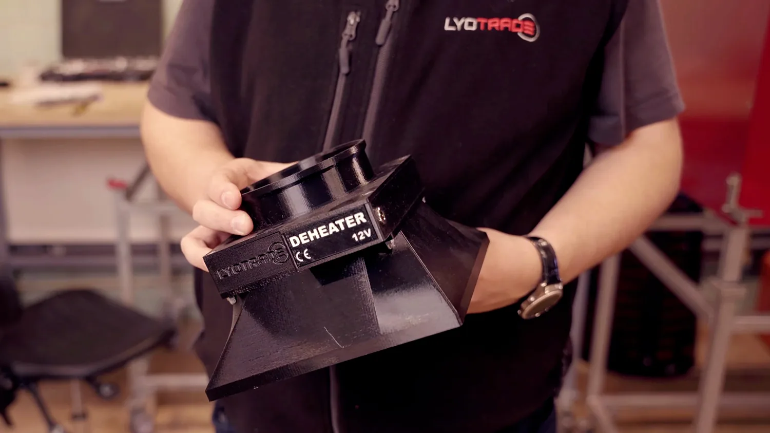 AMARU Deheater — Freeze-dryer accessory